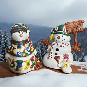 Vintage Christmas Salt & Pepper Shaker Set - Leslie Beck Made for JC Penney